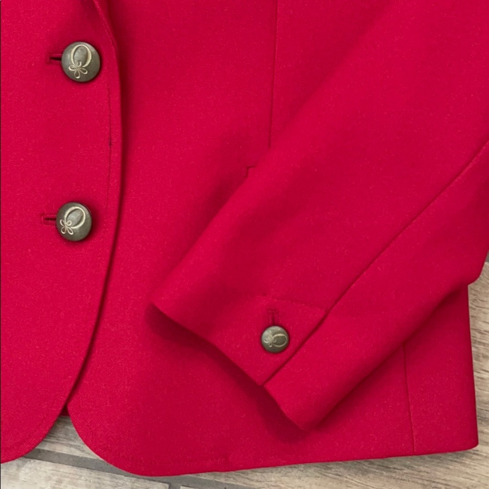 Blazer - Picture 3 of 4